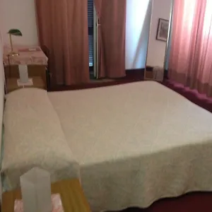 Moderno Hotell